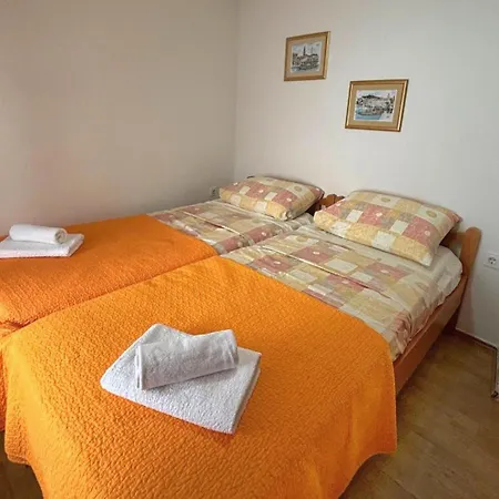 Budisa Apartment
